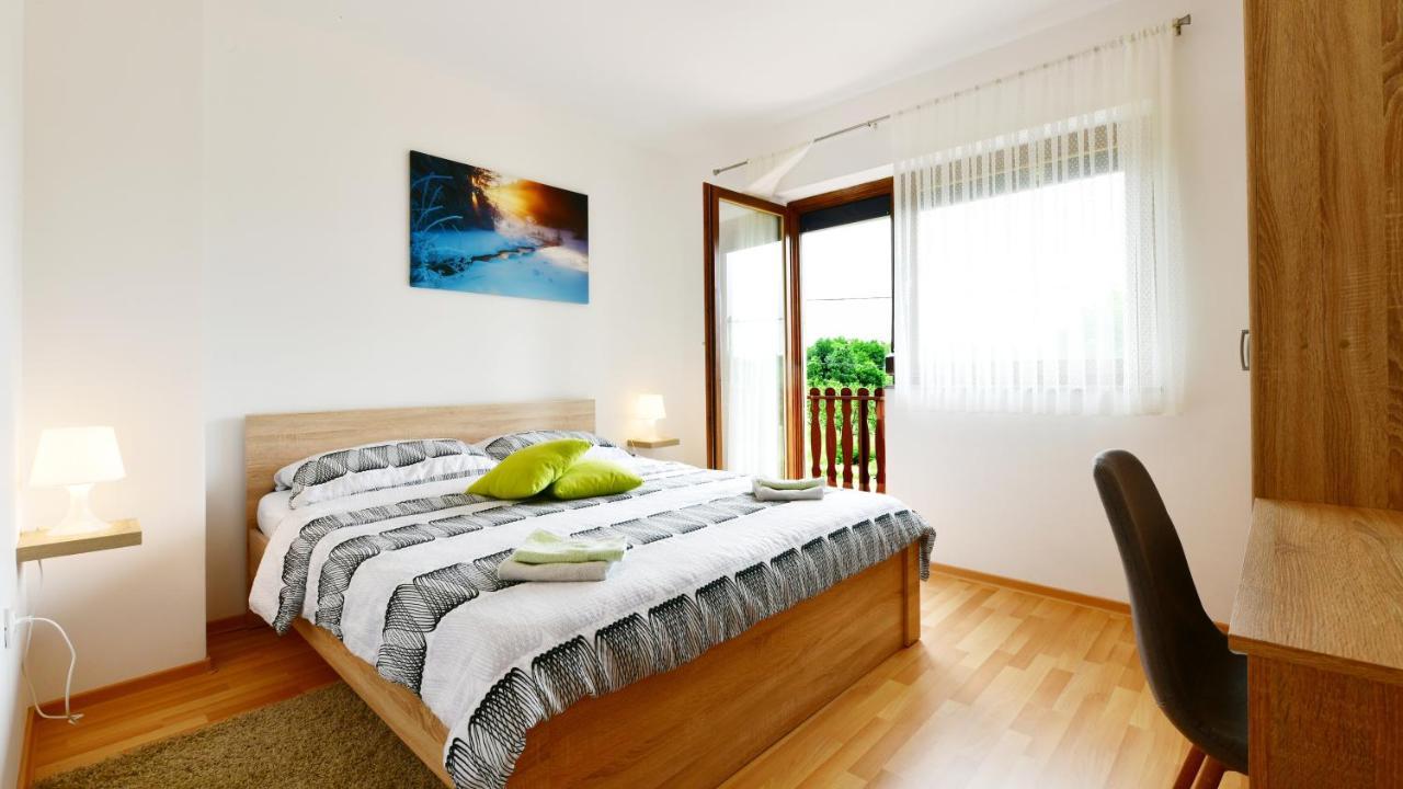 Apartman Mate Rakovica Eksteriør bilde